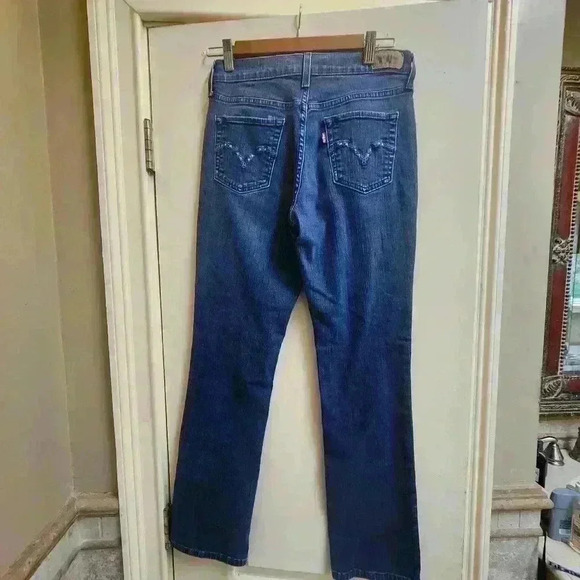 8. 505 levi's straight leg blue denim jeans - Picture 7 of 7